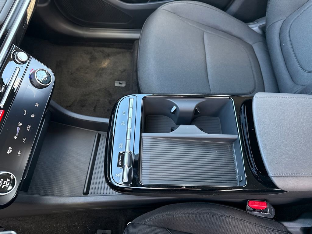 New 2026 Hyundai Tucson Blue SE image 28