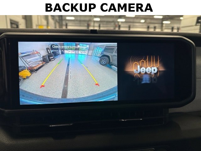 Used 2024 Jeep Wrangler Sport S image 5