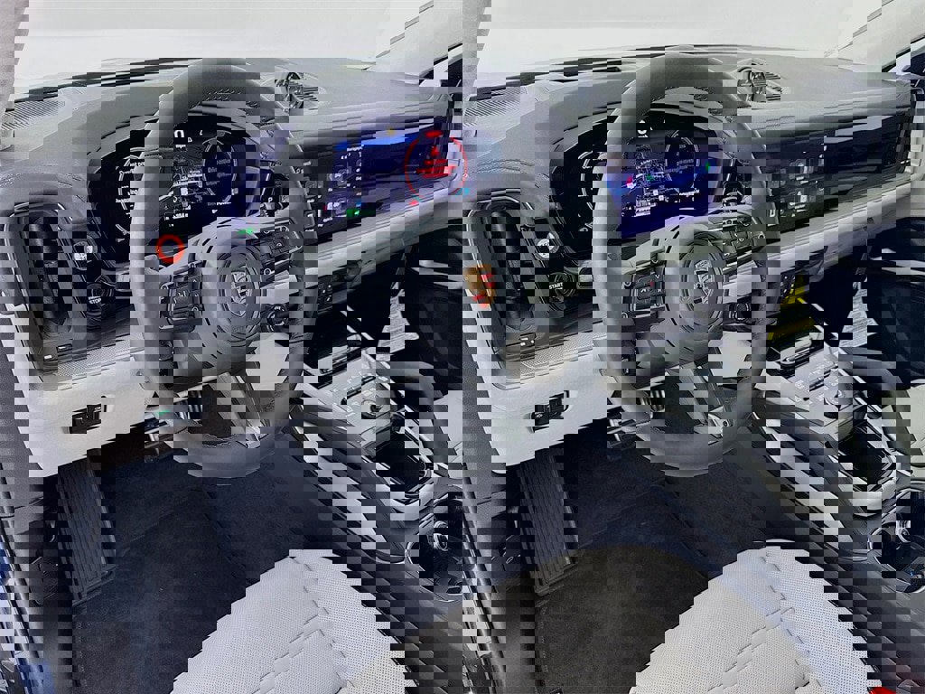 New 2026 Porsche Cayenne S image 4