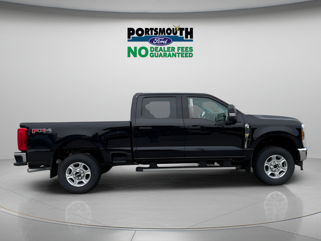 New 2026 Ford F350 XLT w/ FX4 Off-Road Package AWD/4WD image 6