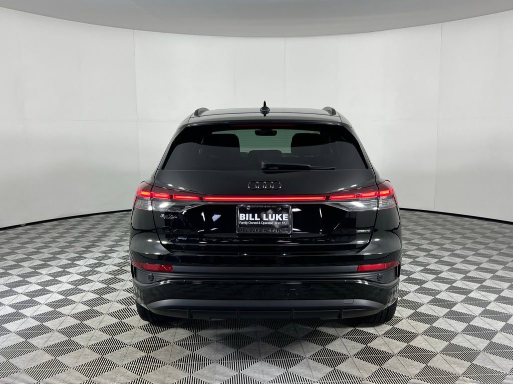 Used 2024 Audi Q4 e-tron Premium Plus w/ Premium Plus image 9