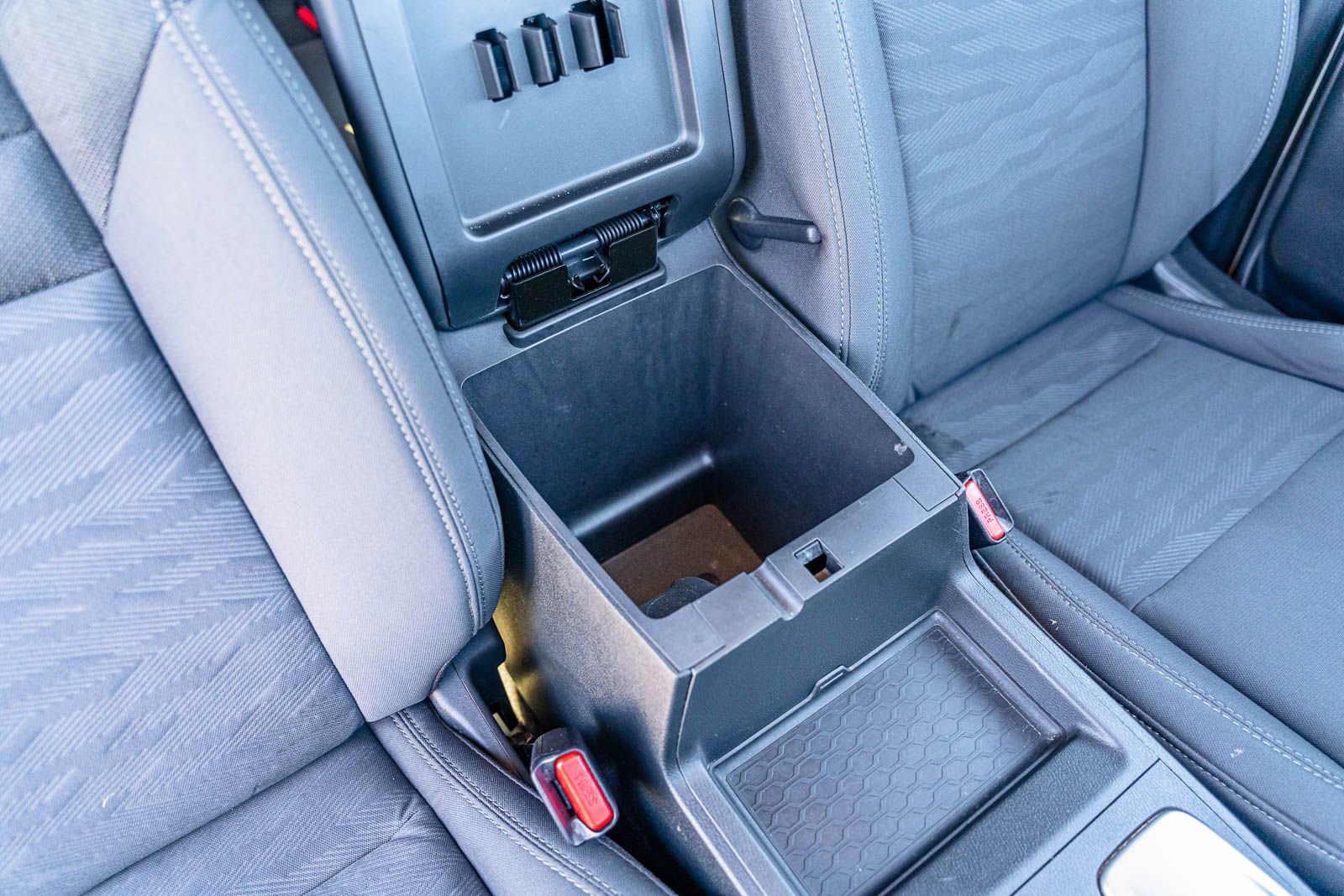 Used 2024 Nissan Frontier SV w/ Technology Package image 11