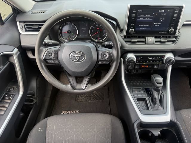 Used 2019 Toyota RAV4 XLE FWD image 12