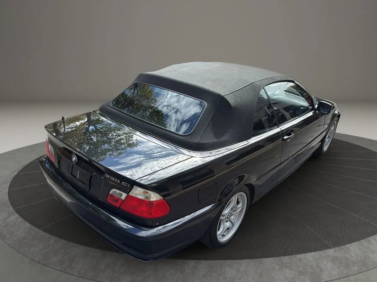 Used 2003 BMW 330Ci Convertible image 11