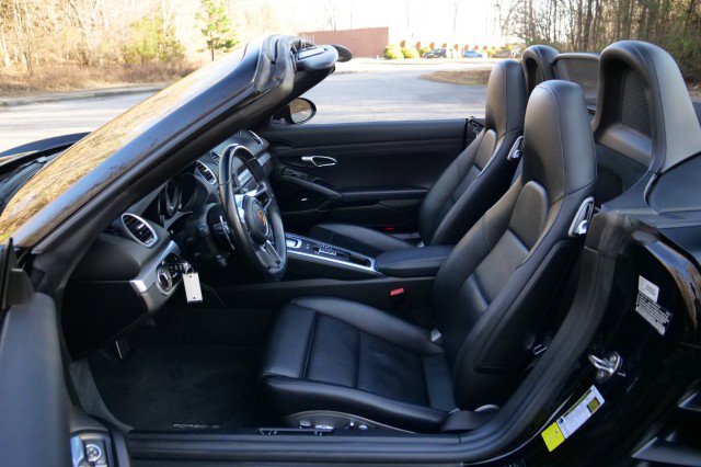 Used 2018 Porsche 718 Boxster S image 29