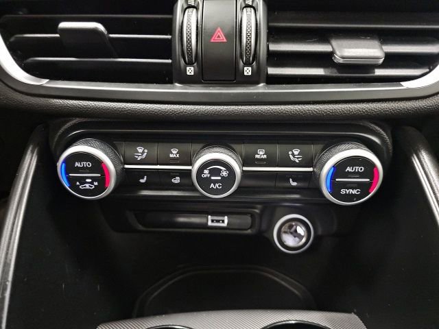 Used 2021 Alfa Romeo Giulia Ti Sport AWD/4WD image 24