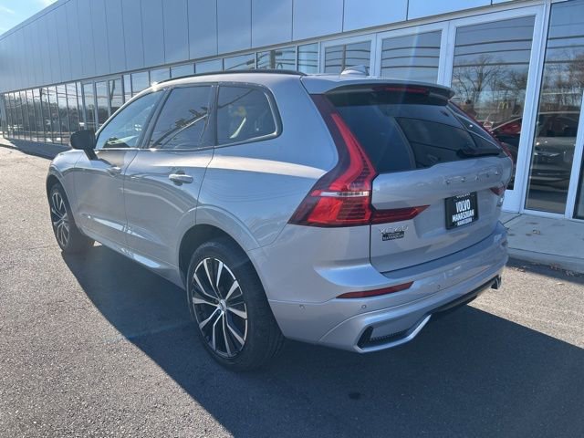Certified 2025 Volvo XC60 B5 Plus image 3
