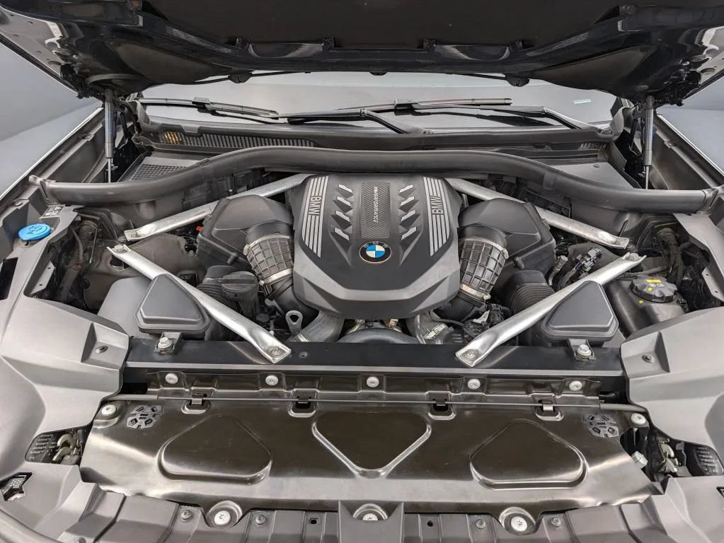 Used 2020 BMW X7 M50i w/ Executive Package AWD/4WD image 19