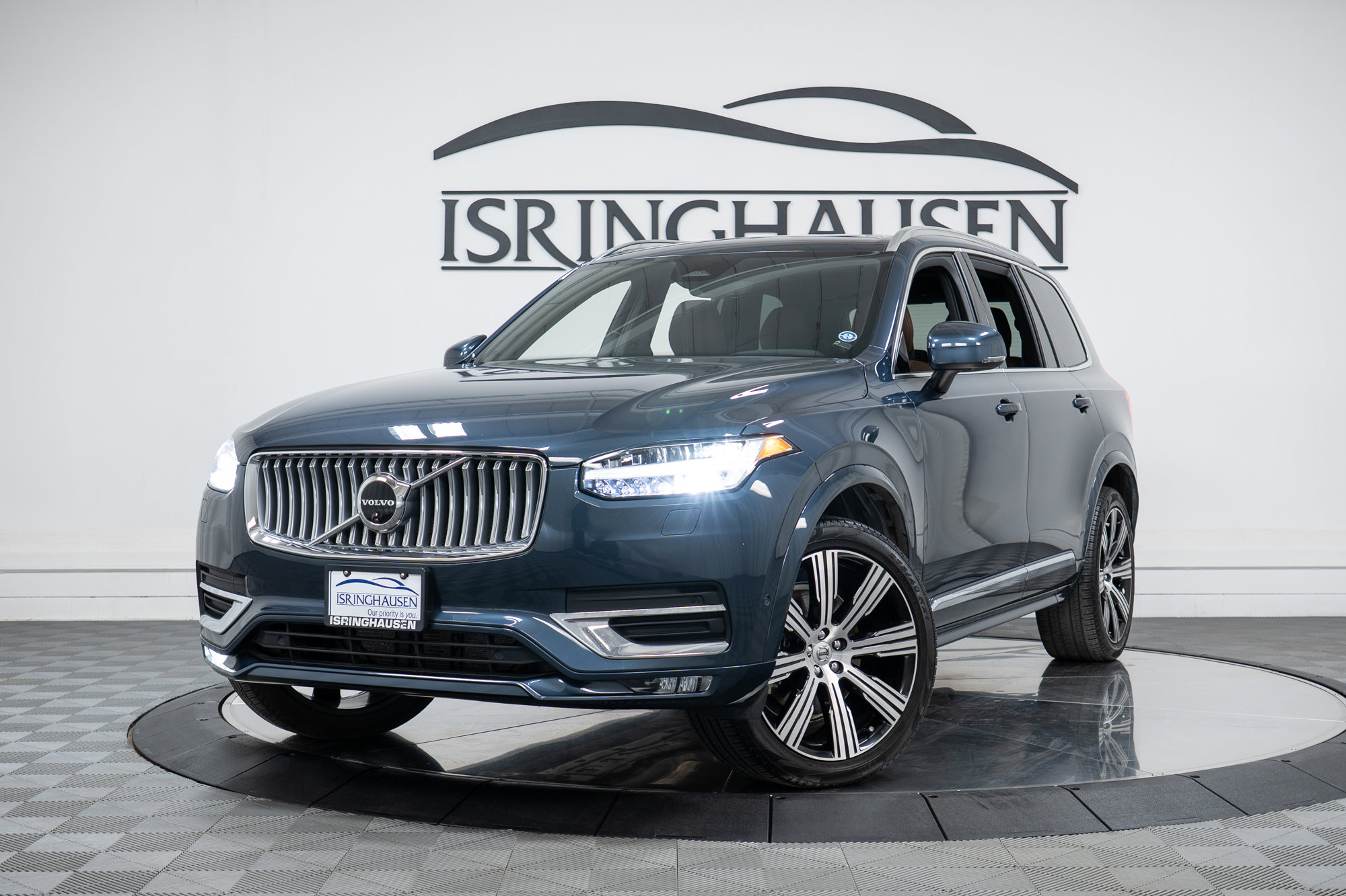 Certified 2024 Volvo XC90 B6 Plus w/ Protection Package Premier image 27