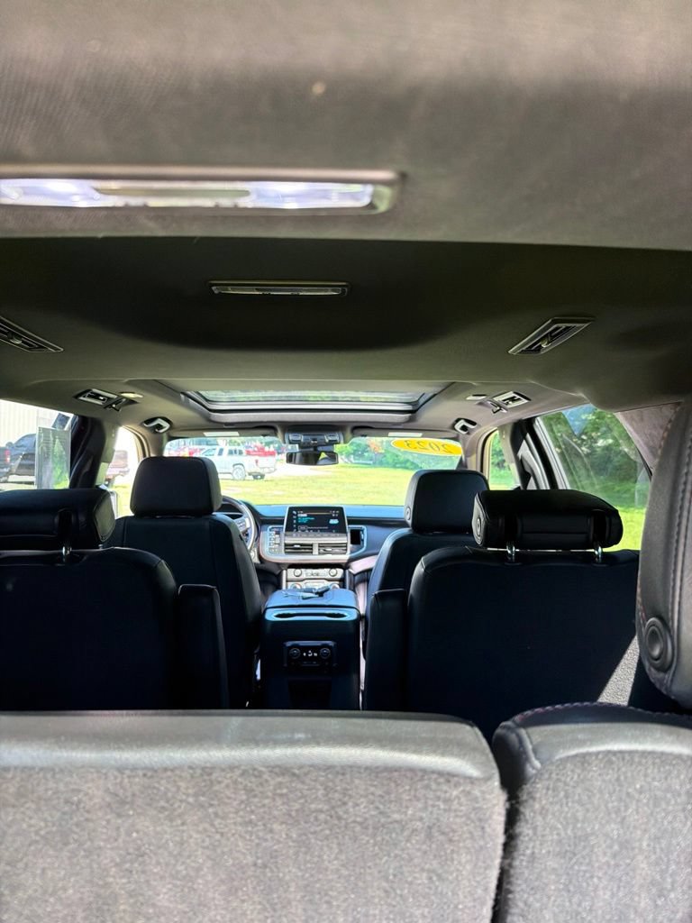 Used 2023 Chevrolet Tahoe RST w/ Luxury Package AWD/4WD image 15