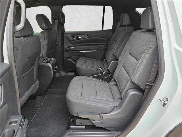 New 2026 Chevrolet Traverse LT w/ Midnight/Sport Edition image 17