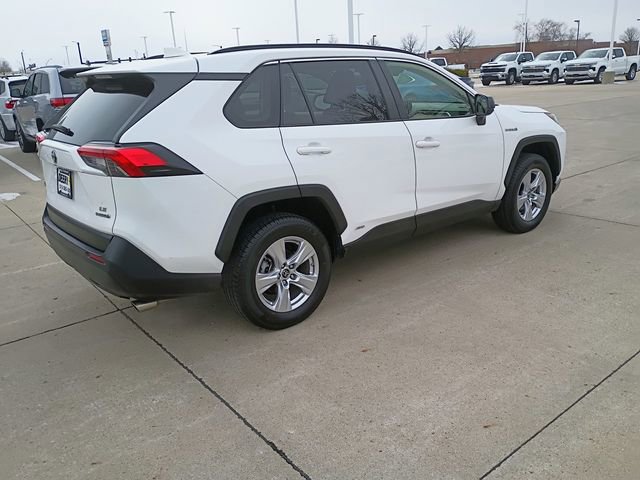 Used 2019 Toyota RAV4 LE w/ Carpet Mat Package image 15