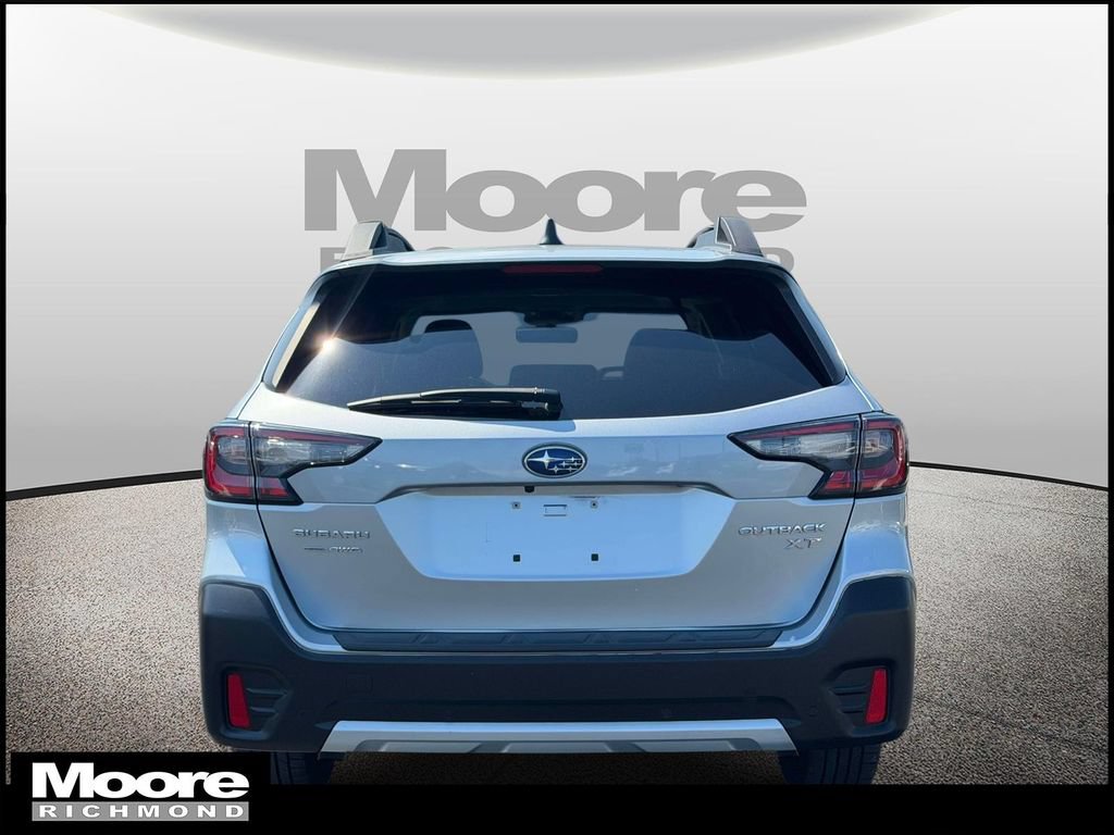 Used 2021 Subaru Outback Limited XT AWD/4WD image 4