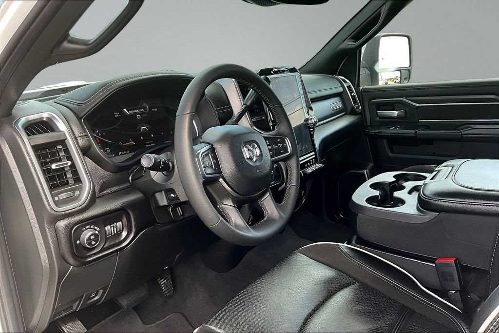 Used 2026 RAM 2500 Laramie AWD/4WD image 19