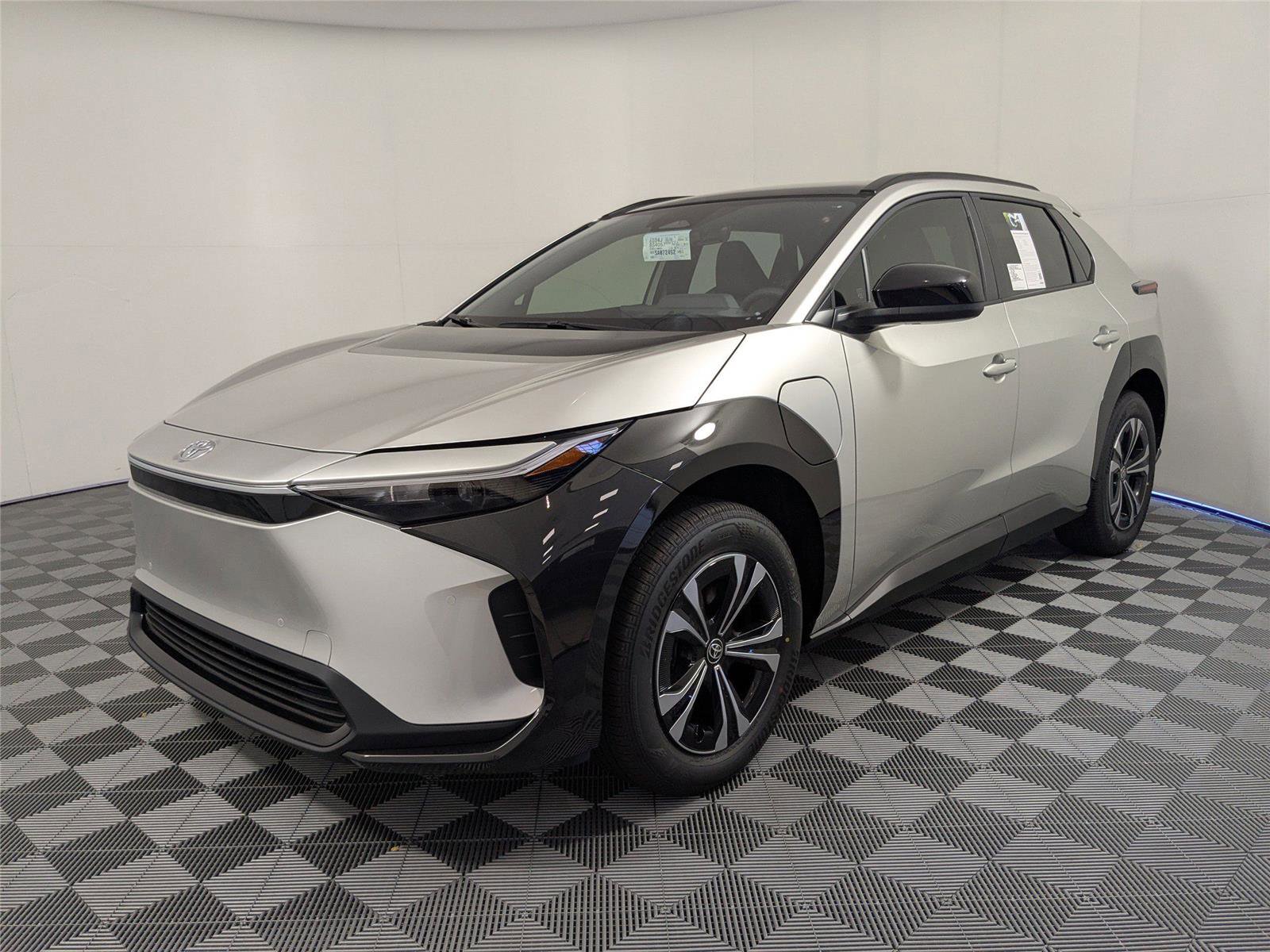 New 2025 Toyota bZ4X FWD