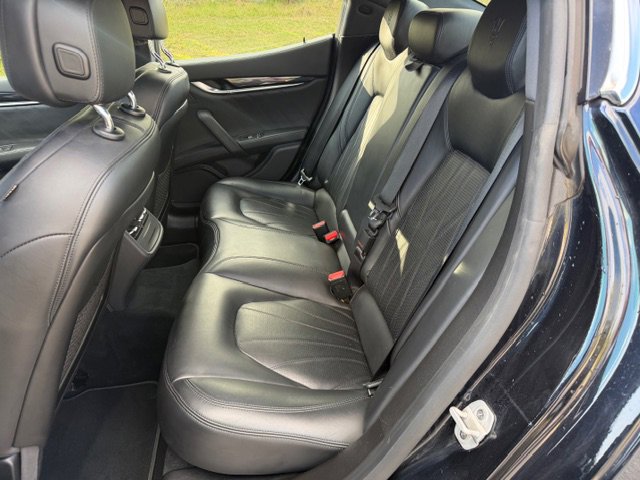 Used 2022 Maserati Ghibli Modena image 13