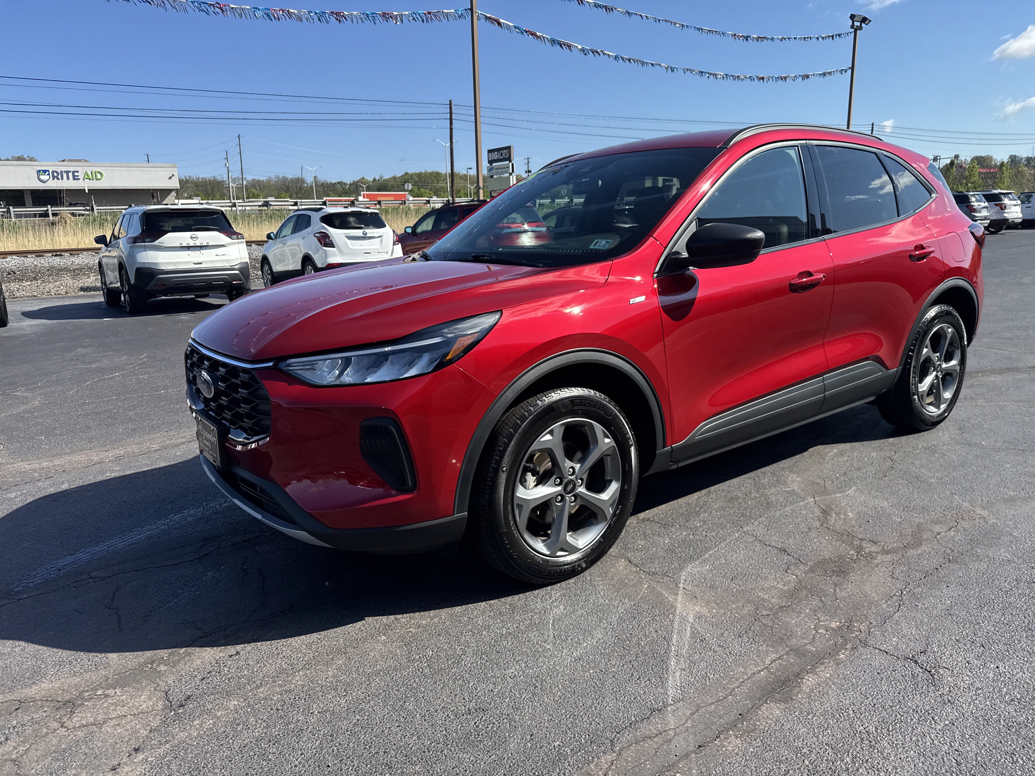 Used 2025 Ford Escape ST-Line AWD/4WD image 10