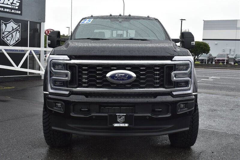 Used 2025 Ford F450 Platinum w/ Camper Package image 8