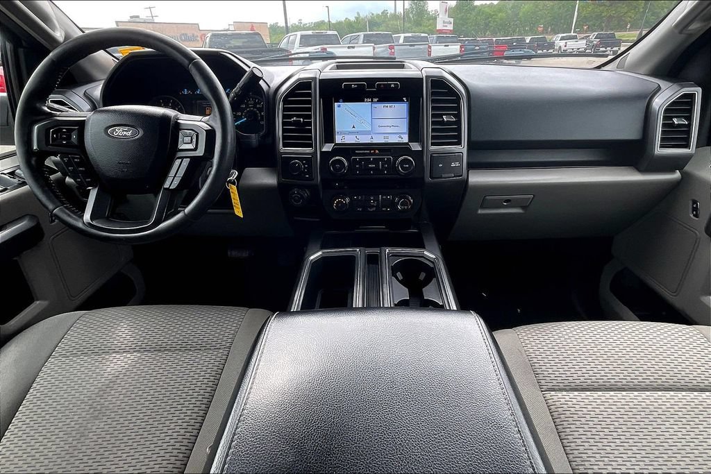 Used 2017 Ford F150 XLT w/ Equipment Group 302A Luxury AWD/4WD image 5