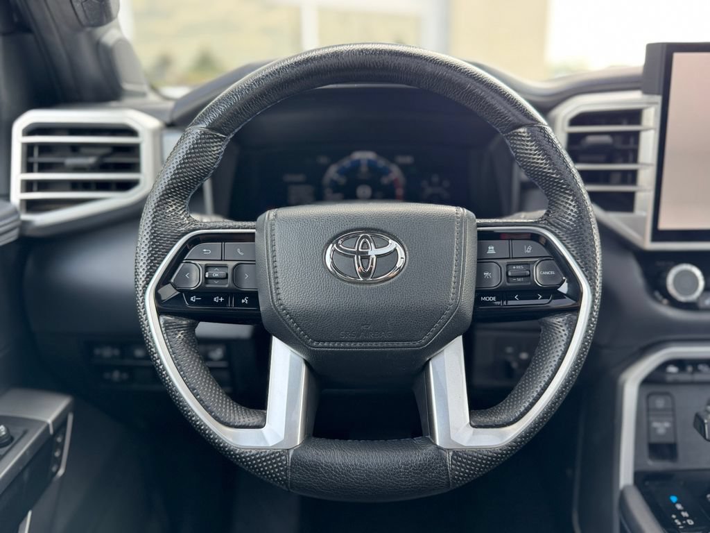 Used 2024 Toyota Tundra Platinum AWD/4WD image 15