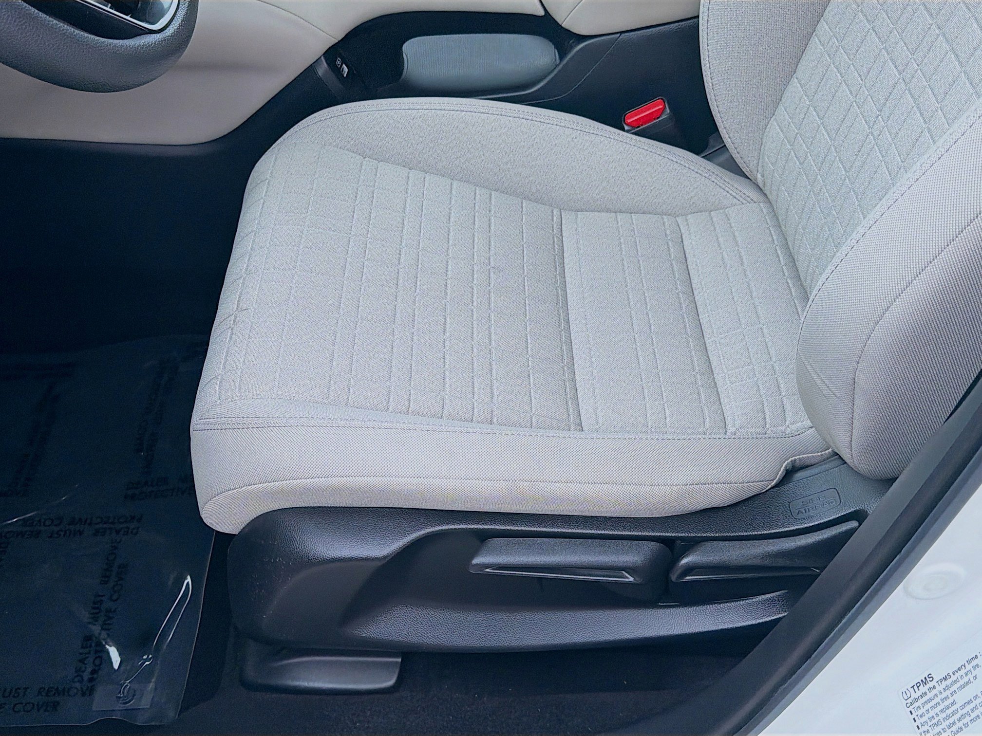 Certified 2023 Honda HR-V LX image 17