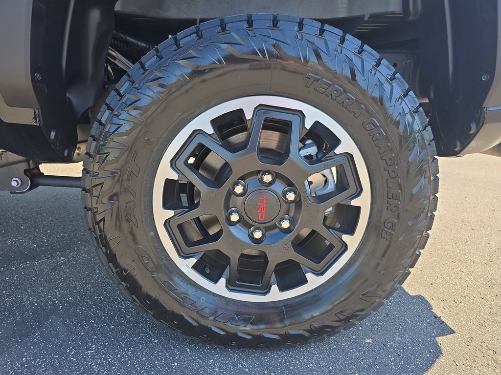 Used 2025 Toyota Tacoma TRD Off-Road w/ TRD Off Road Upgrade Package AWD/4WD image 35