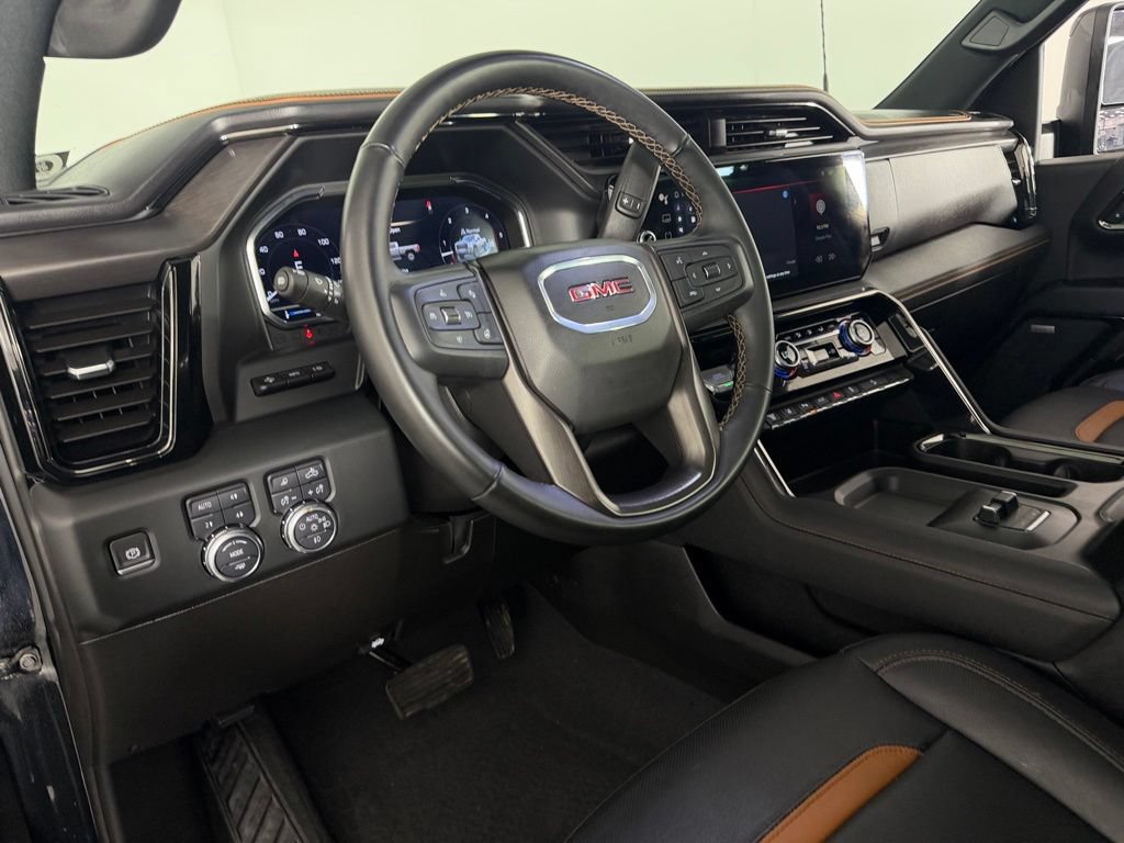 Used 2024 GMC Sierra 2500 AT4 w/ Technology Package AWD/4WD image 23