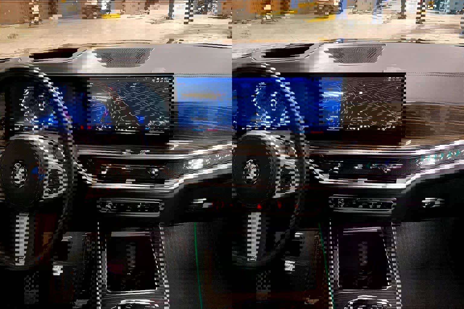 Certified 2024 BMW X5 xDrive40i w/ M Sport Package image 7