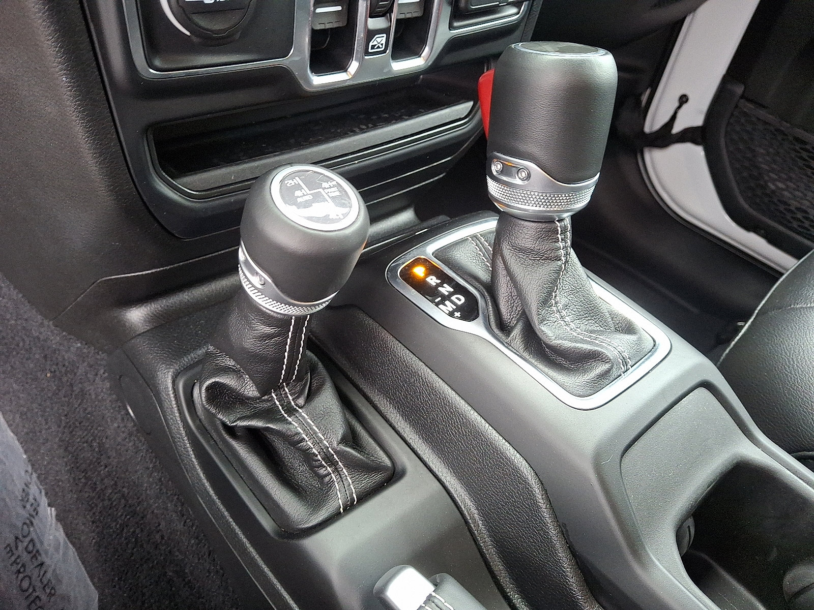 Used 2023 Jeep Wrangler Sahara w/ Cold Weather Group image 22