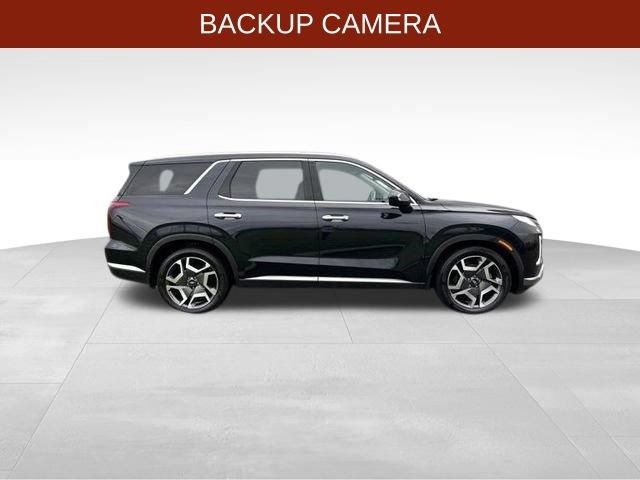 Used 2023 Hyundai Palisade Limited w/ Winter Package FWD image 8
