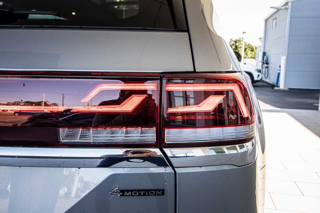 New 2026 Volkswagen Atlas SEL Premium R-Line image 18