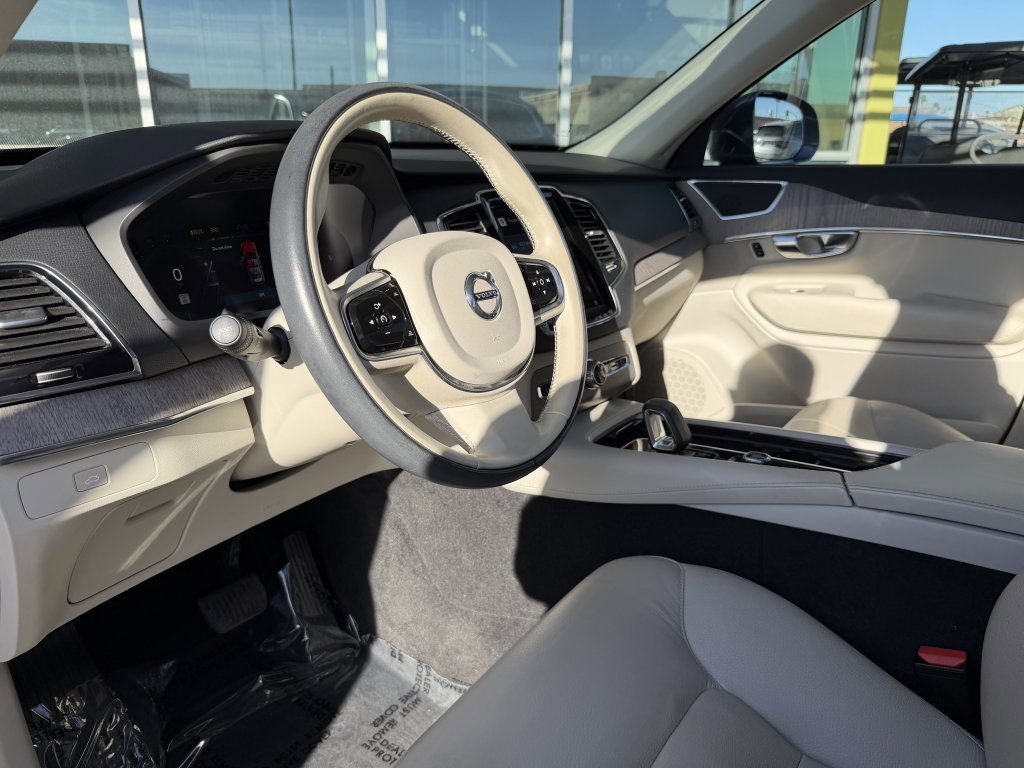 Used 2023 Volvo XC90 B6 Plus w/ Protection Package Premier image 33