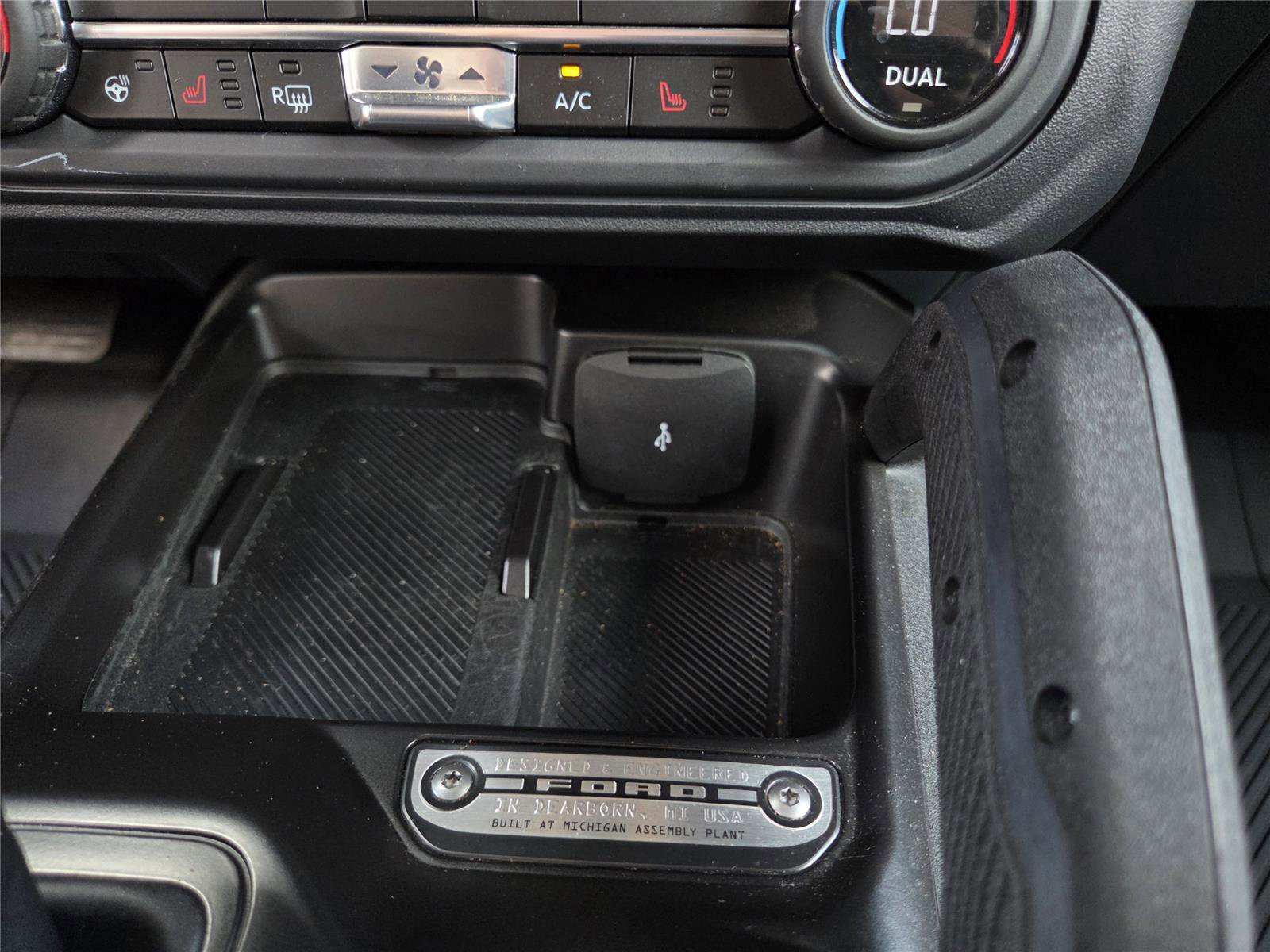 Used 2025 Ford Bronco Badlands AWD/4WD image 15