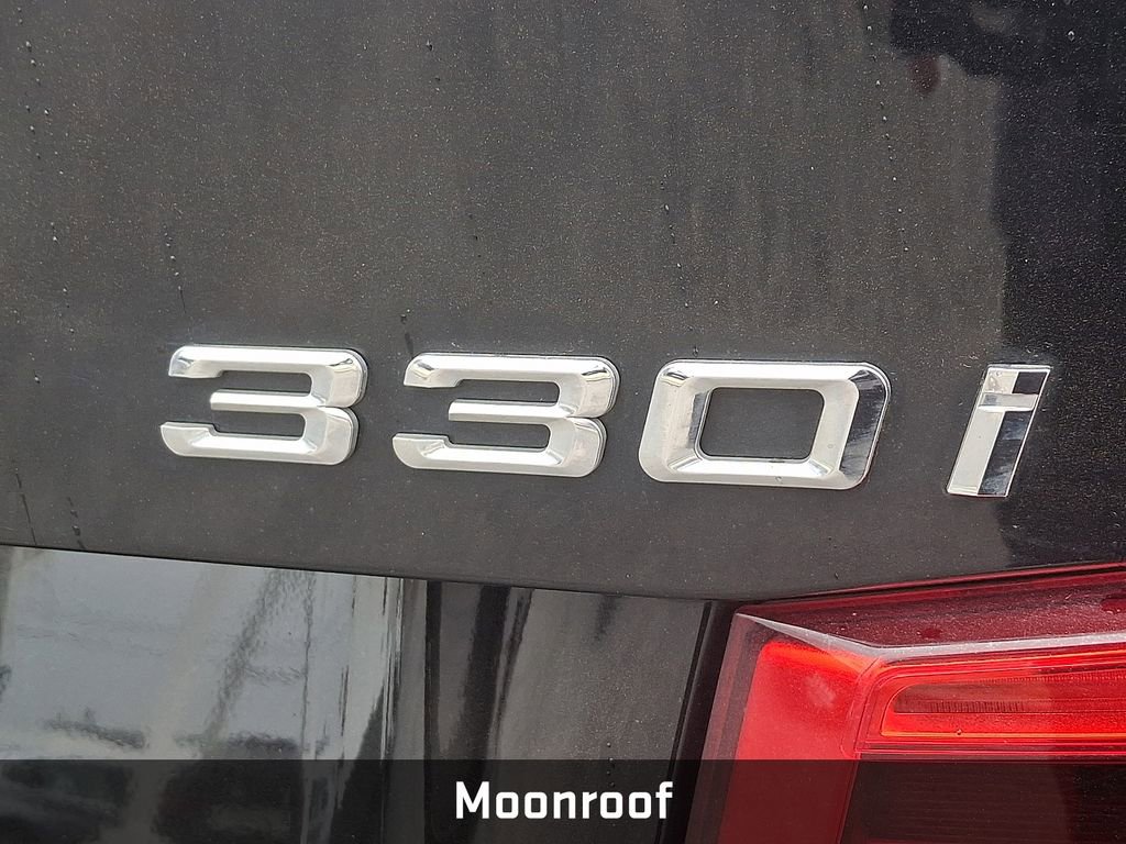 Used 2018 BMW 330i xDrive Sedan w/ Convenience Package image 23