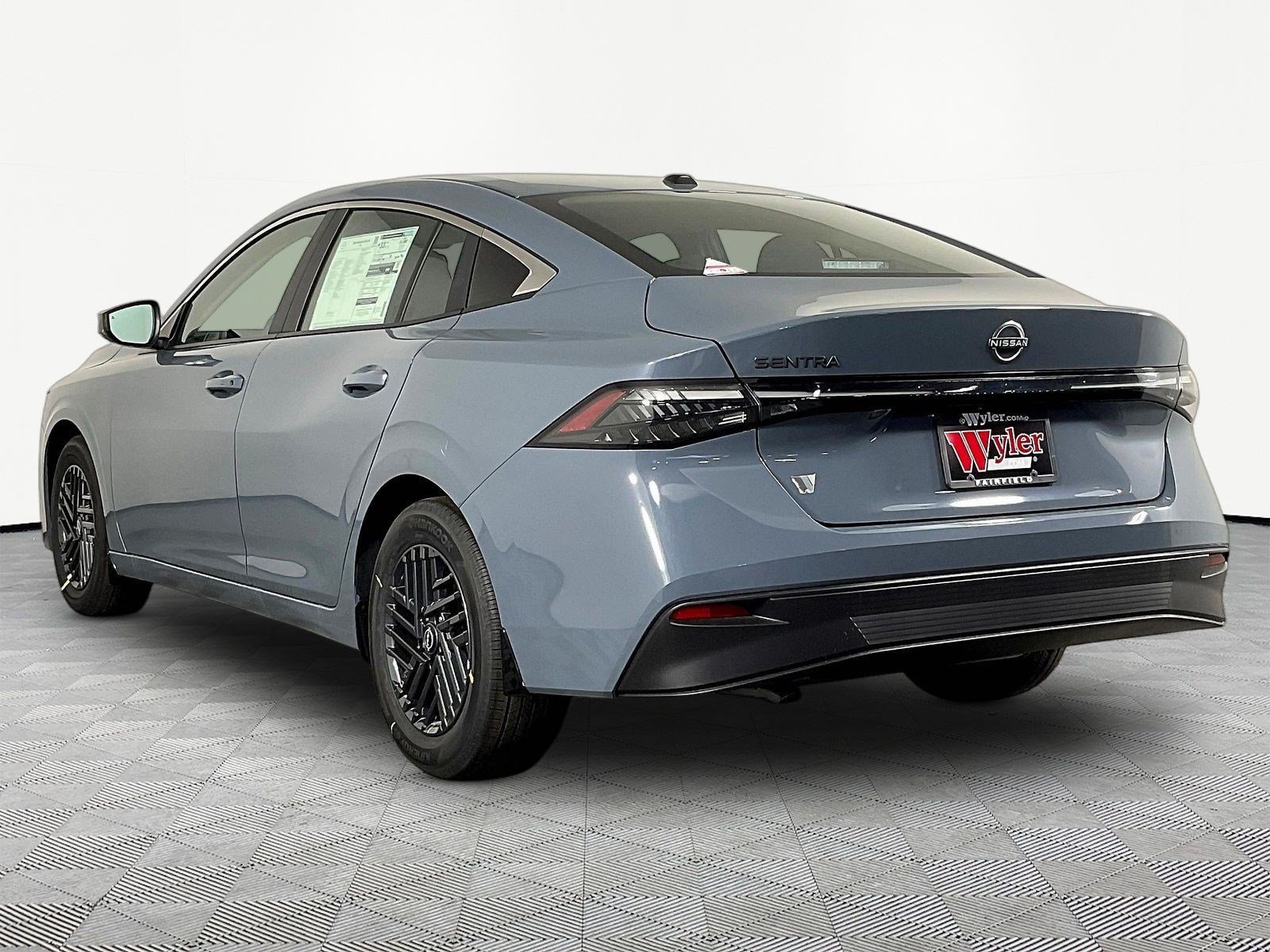 New 2026 Nissan Sentra SV w/ SV Convenience Package FWD image 4