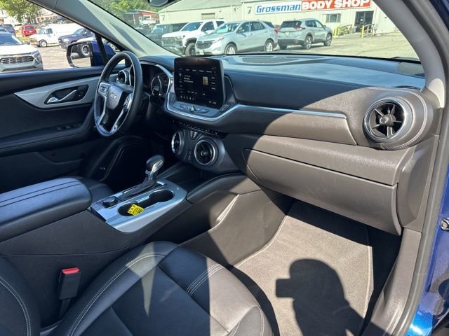 Used 2023 Chevrolet Blazer LT AWD/4WD image 25