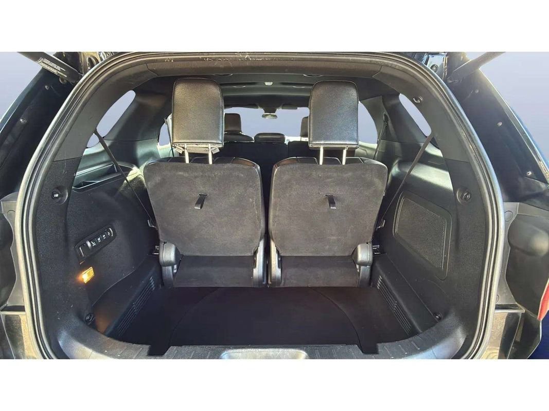 Used 2018 Ford Explorer Sport AWD/4WD image 16