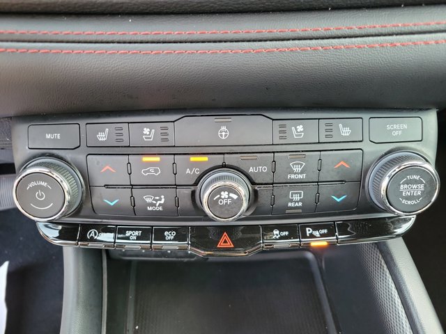 Used 2024 Dodge Durango GT image 15