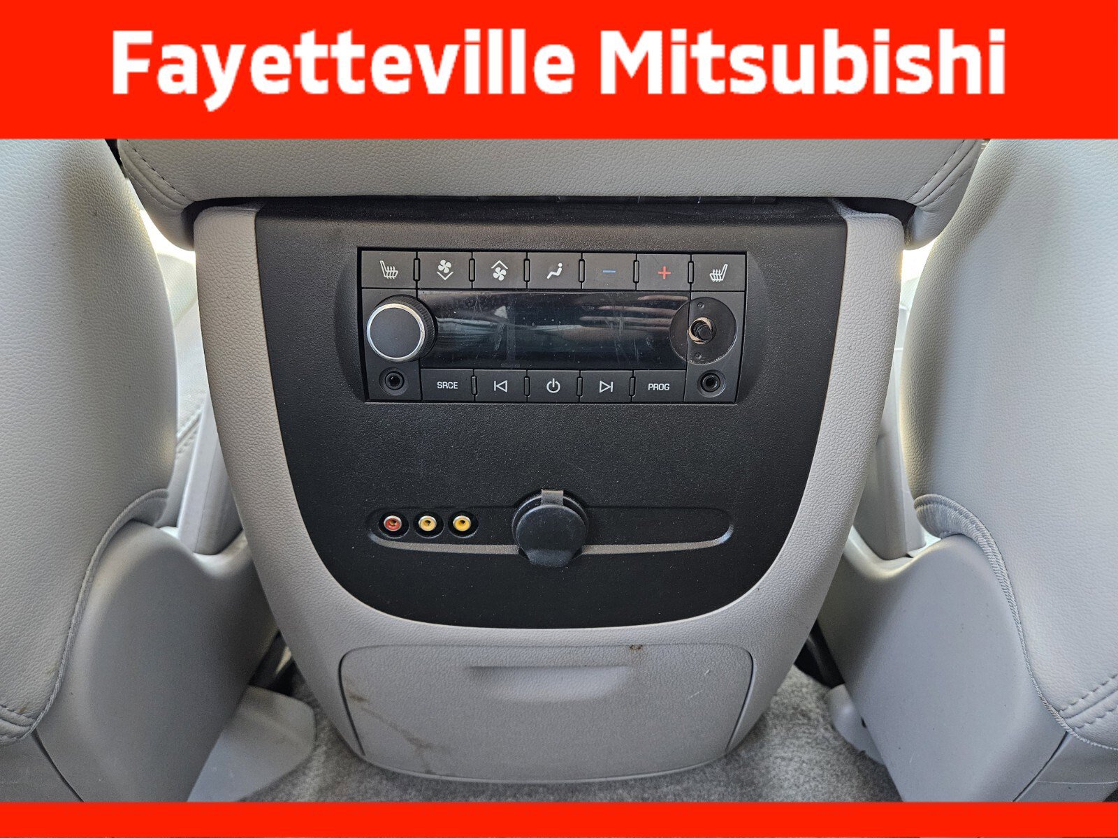 Used 2010 Chevrolet Tahoe LTZ AWD/4WD image 11