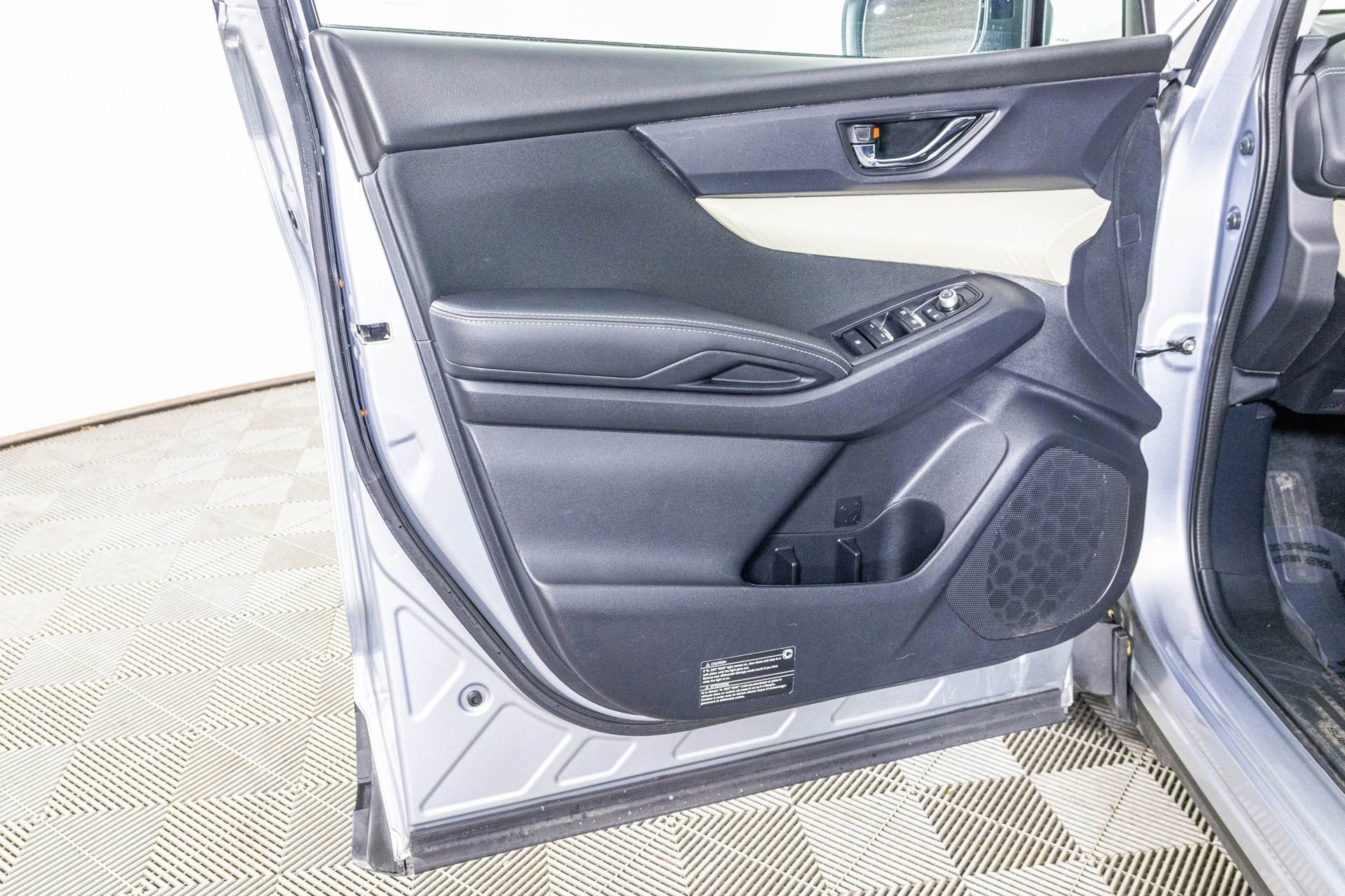 Used 2021 Subaru Ascent Premium w/ Convenience Package image 36