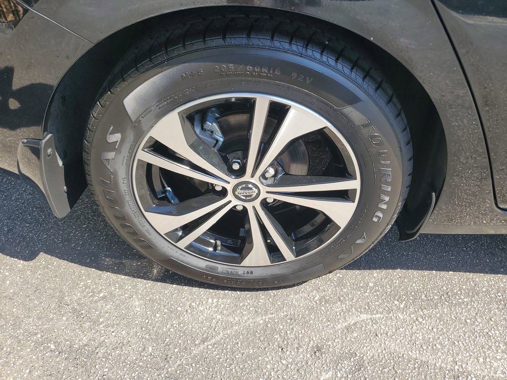 Used 2023 Nissan Sentra SV image 6