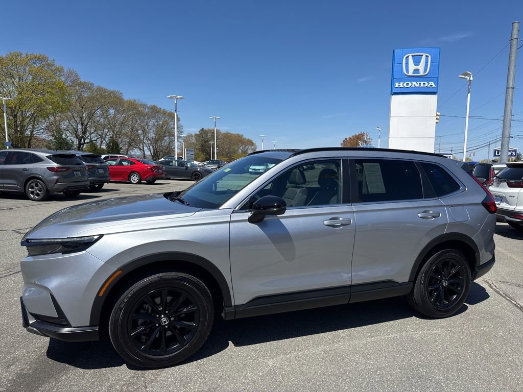 Used 2025 Honda CR-V Sport image 1