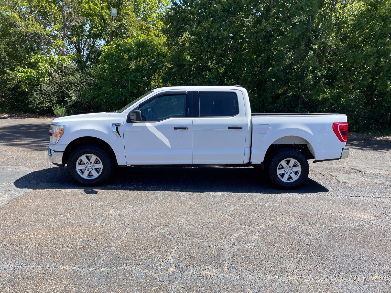Used 2022 Ford F150 XLT w/ Equipment Group 301A Mid AWD/4WD image 2