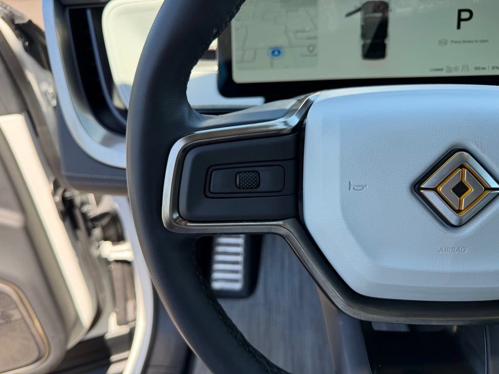Used 2024 Rivian R1S Adventure AWD/4WD image 17