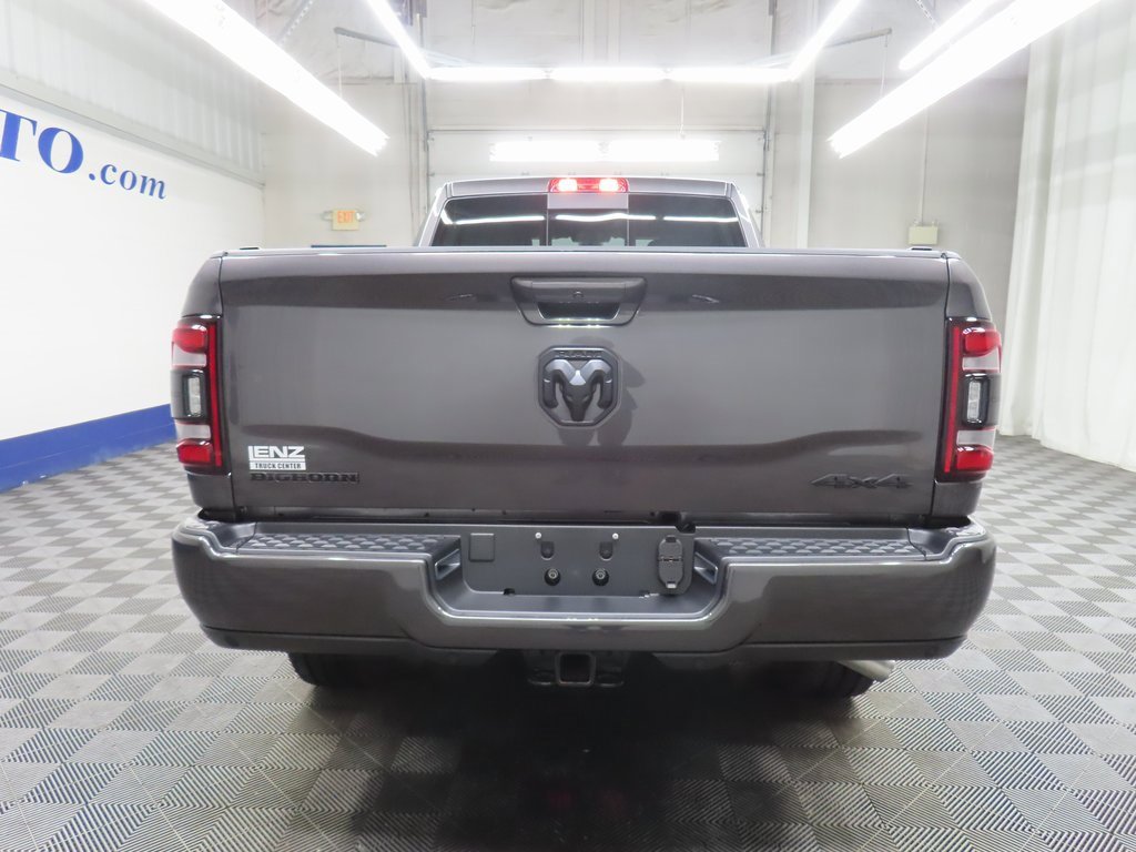 Used 2024 RAM 2500 Big Horn w/ Night Edition image 32