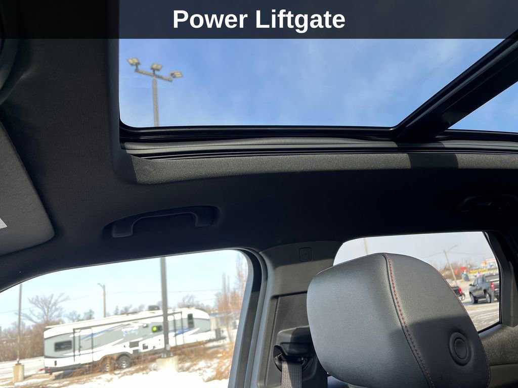 Used 2025 Chevrolet Blazer RS w/ Enhanced Convenience Package image 19