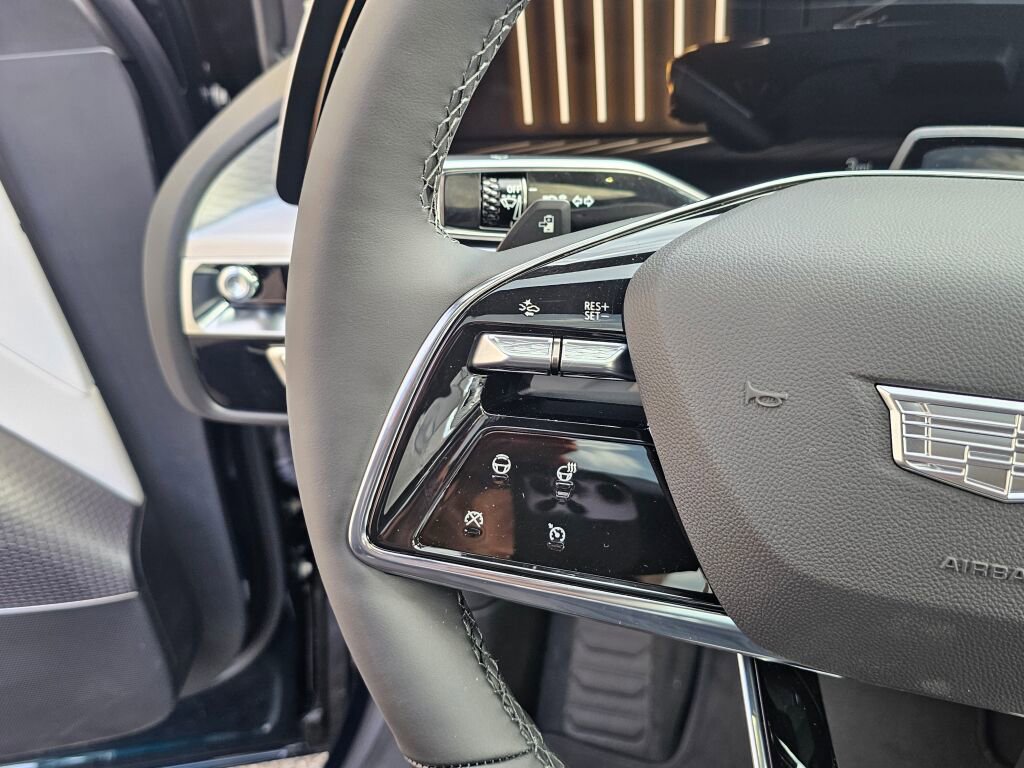 New 2026 Cadillac Lyriq Luxury image 31