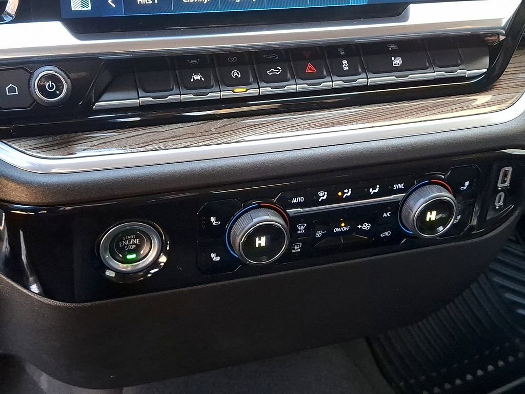 Used 2024 Chevrolet Silverado 1500 LT image 16