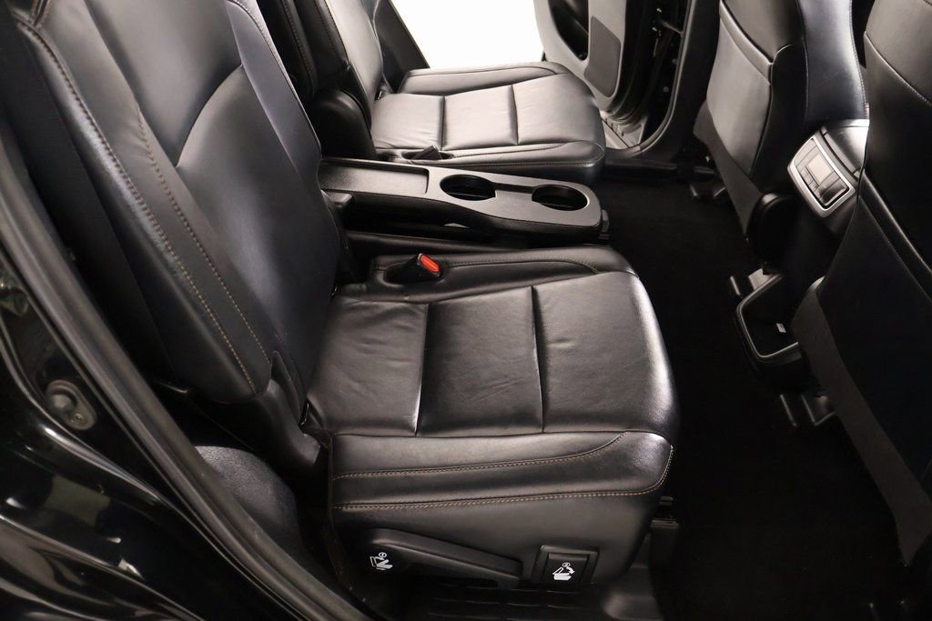 Used 2018 Toyota Highlander XLE image 15