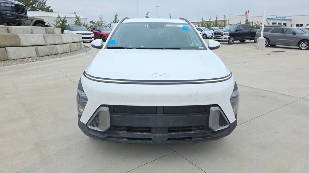 Used 2025 Hyundai Kona SEL image 8